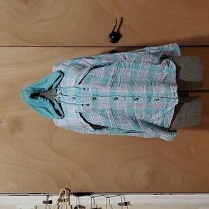 SO button flannel with hood